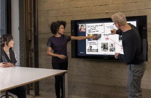 推巨型触屏平板电视Surface Hub 微软图什么