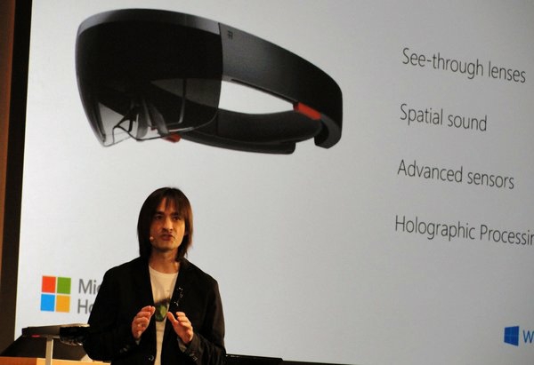有纳德拉的微软才会有成功的Project HoloLens ？
