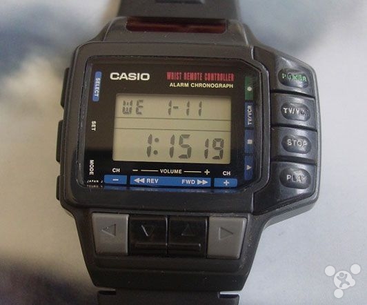 卡西欧经典手表展：30年前的智能手表长这样