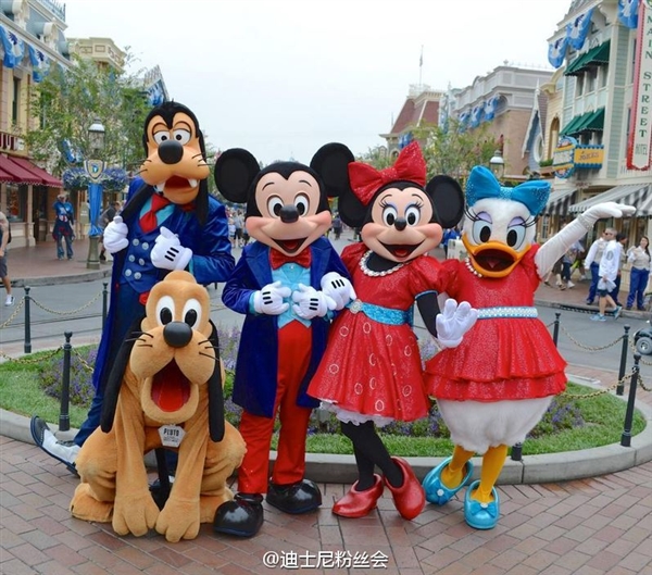 上海迪士尼乐园实景曝光 亚洲第3大