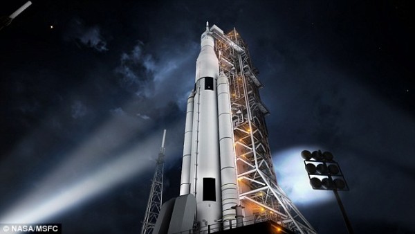 NASA造人类史上最大火箭 为人类探索火星铺路