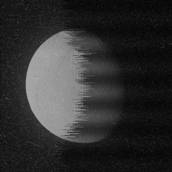 NASA发布薄雾掩盖下的土卫二照片