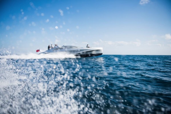 延续海洋传统 梅赛德斯公司发布豪华游艇