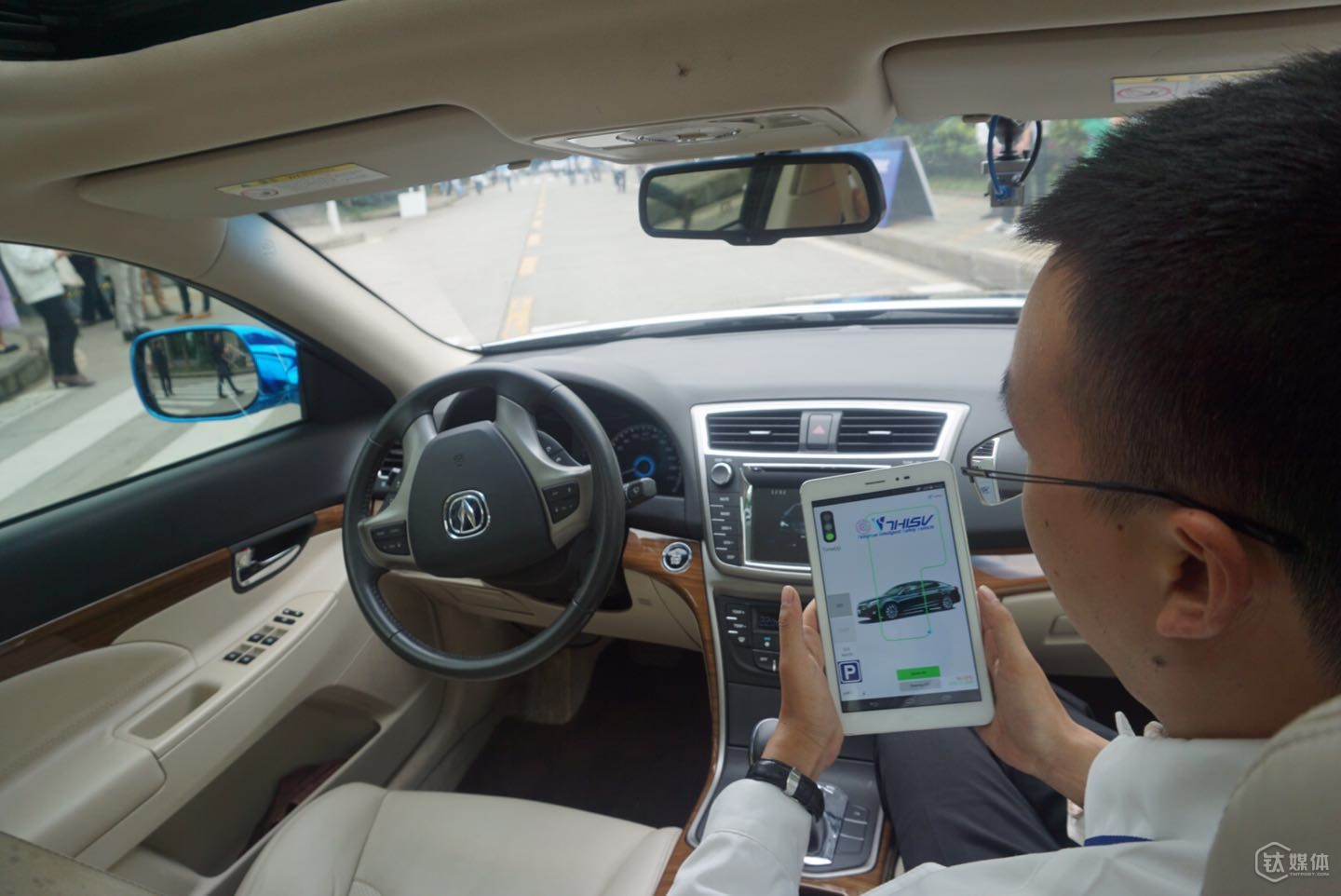 2000公里从重庆“赴京赶考”，长安无人驾驶凭哪些黑科技？