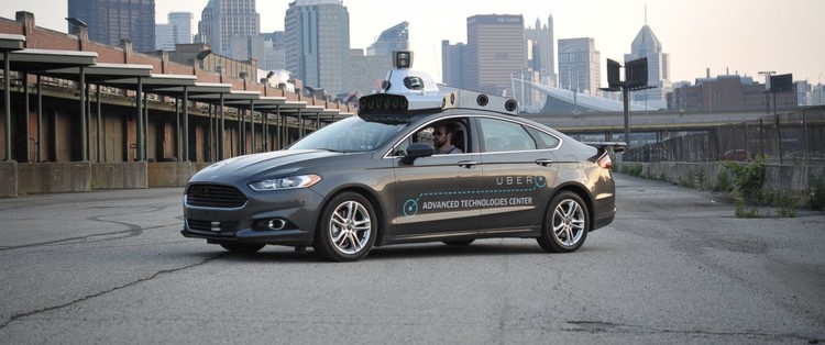 无人车大盘点：在自动驾驶研发上，汽车公司和科技公司谁跑的更快？