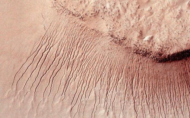 关于火星的10个有趣事实：火星上一年相当于687个地球日