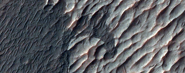 NASA公布最新火星高清照 张张震撼人心