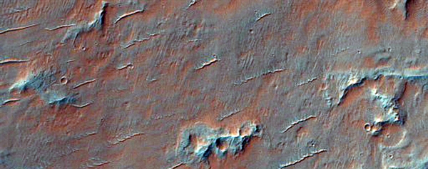 NASA公布最新火星高清照 张张震撼人心