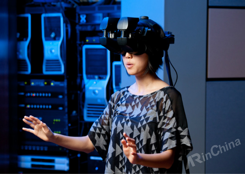 与过世的亲人在虚拟世界里互动，这是AI还是VR能解决的？
