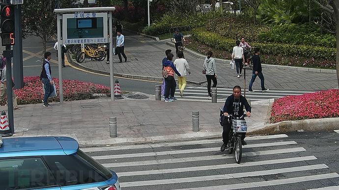 走在路上能被识别人脸，该为高科技而喜还是为隐私而忧？